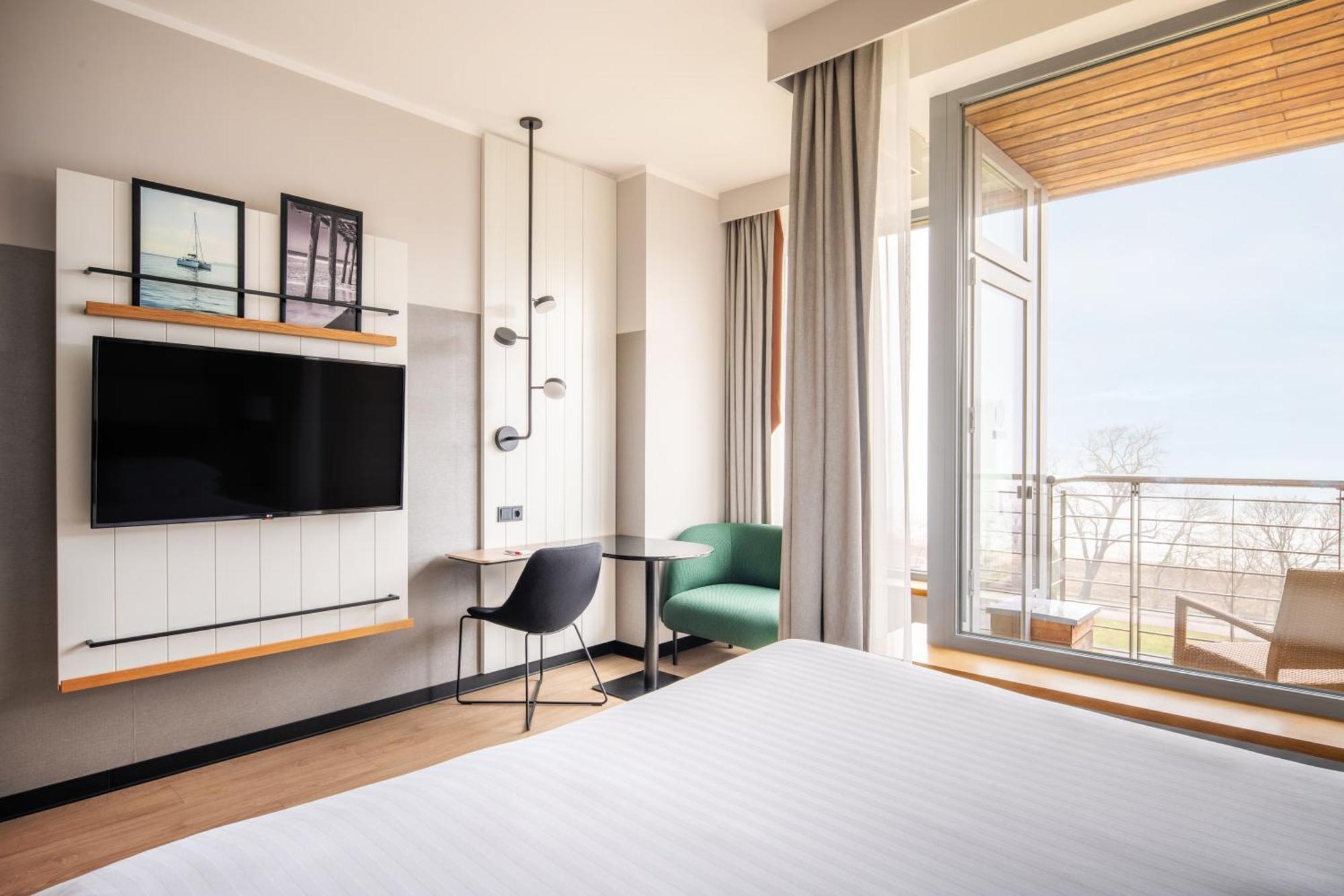 Standard King Room Balcony Sea View